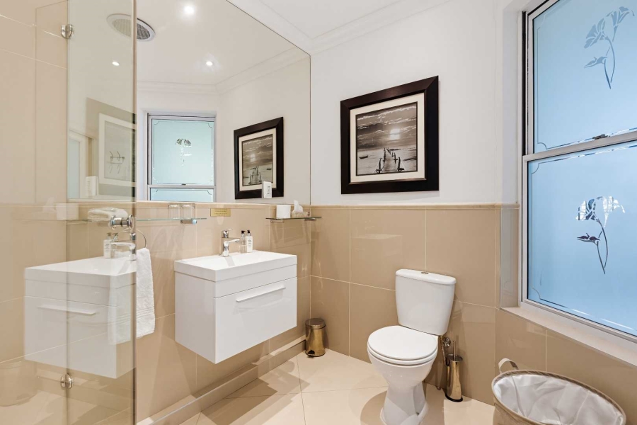 14 Bedroom Property for Sale in Oranjezicht Western Cape